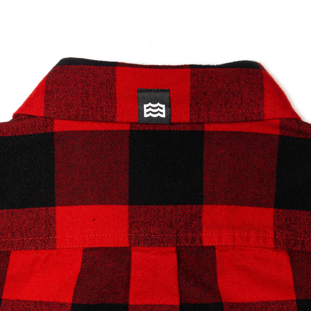 back of neck of flannel with wave logo