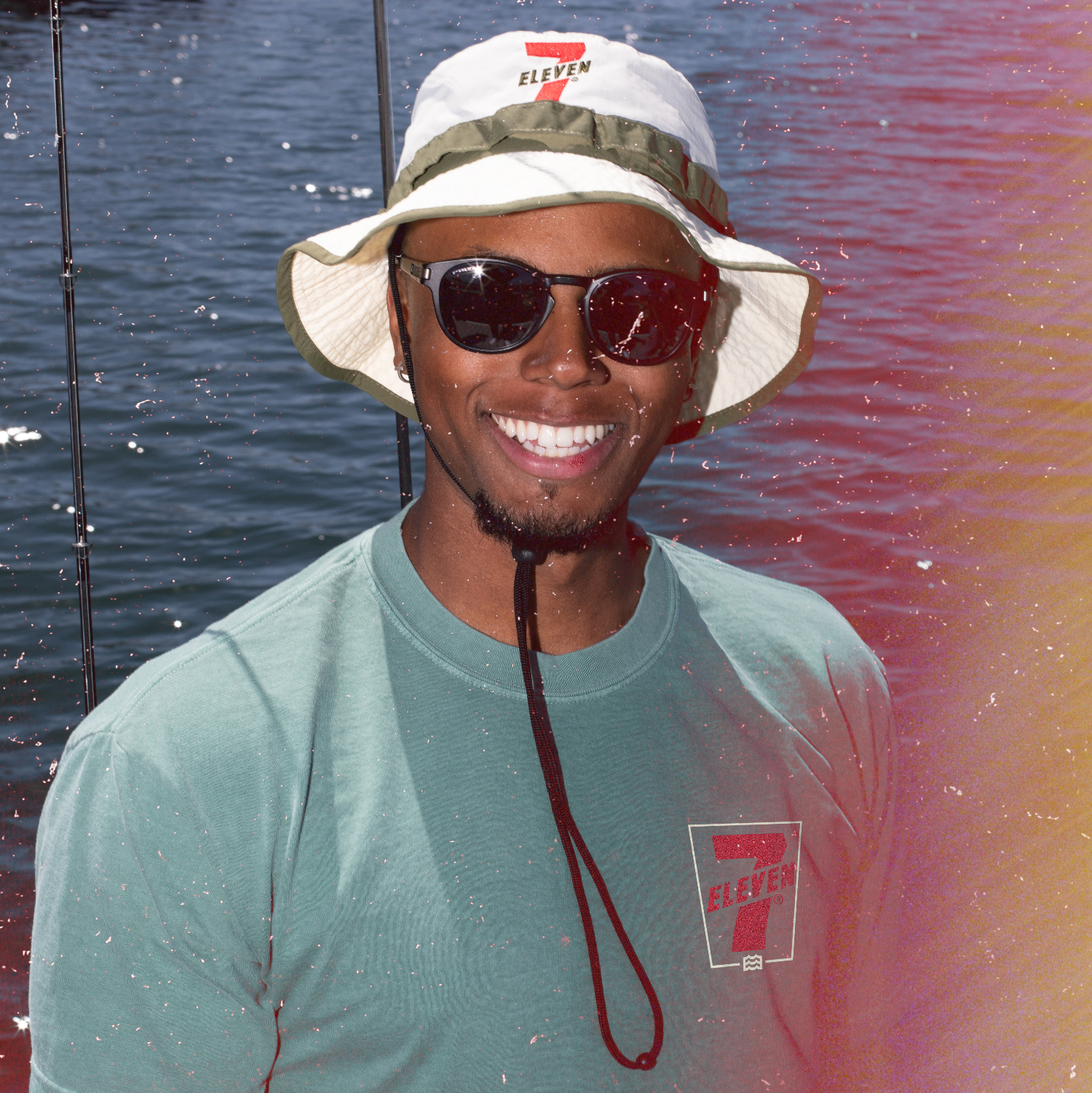 7-ELEVEn® x LV Fishing Tee - Green – Lateral Vision 7-ELEVEn® x LV Fishing Tee - Green – Lateral Vision